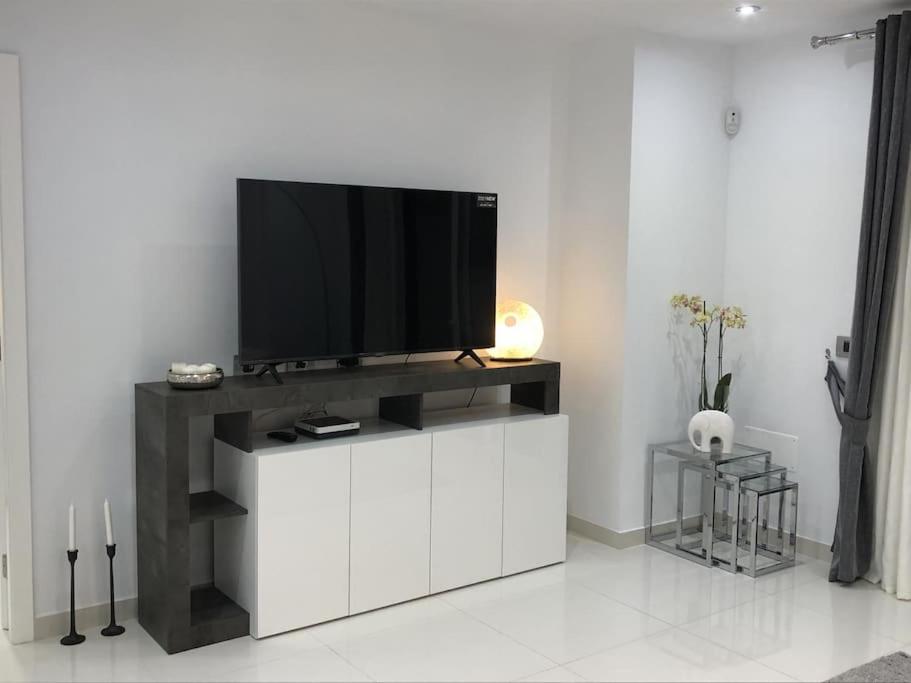 Apartamento Con Impresionantes Vistas Y Piscina Costa Adeje  Ngoại thất bức ảnh