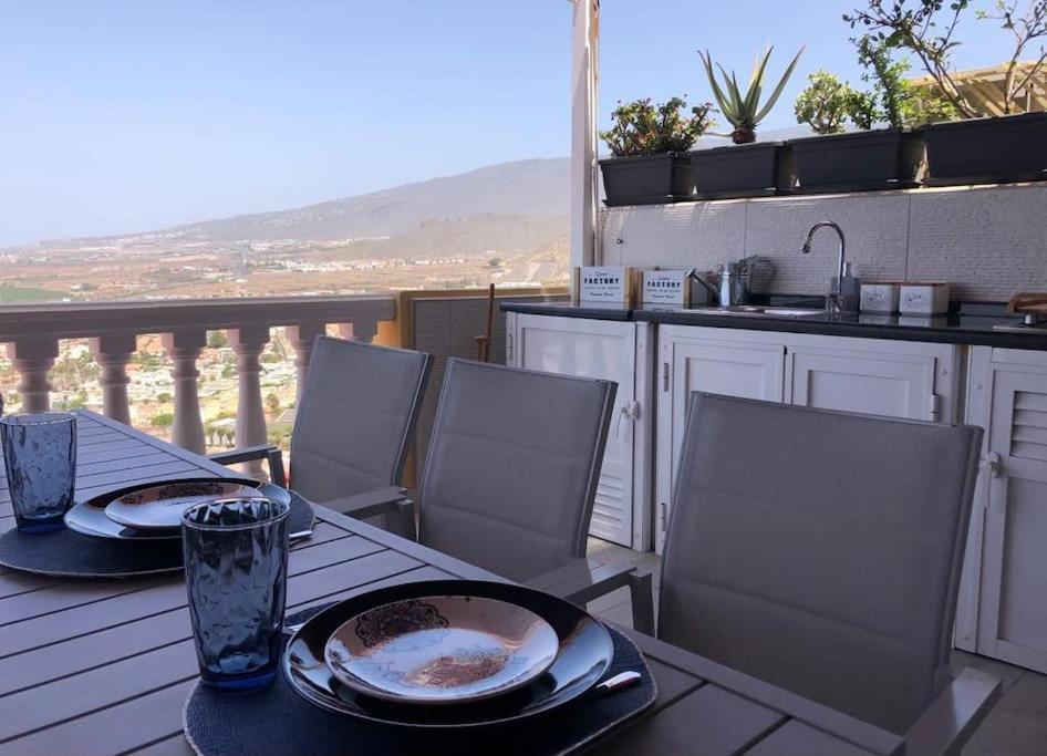 Apartamento Con Impresionantes Vistas Y Piscina Costa Adeje  Ngoại thất bức ảnh