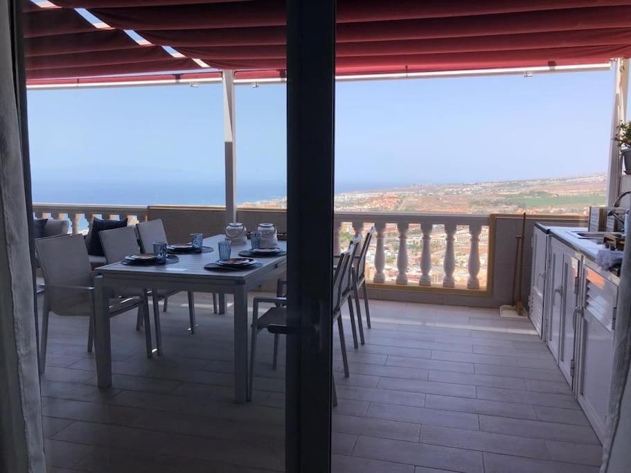 Apartamento Con Impresionantes Vistas Y Piscina Costa Adeje  Ngoại thất bức ảnh